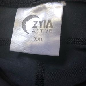 Zyia activewear leggings